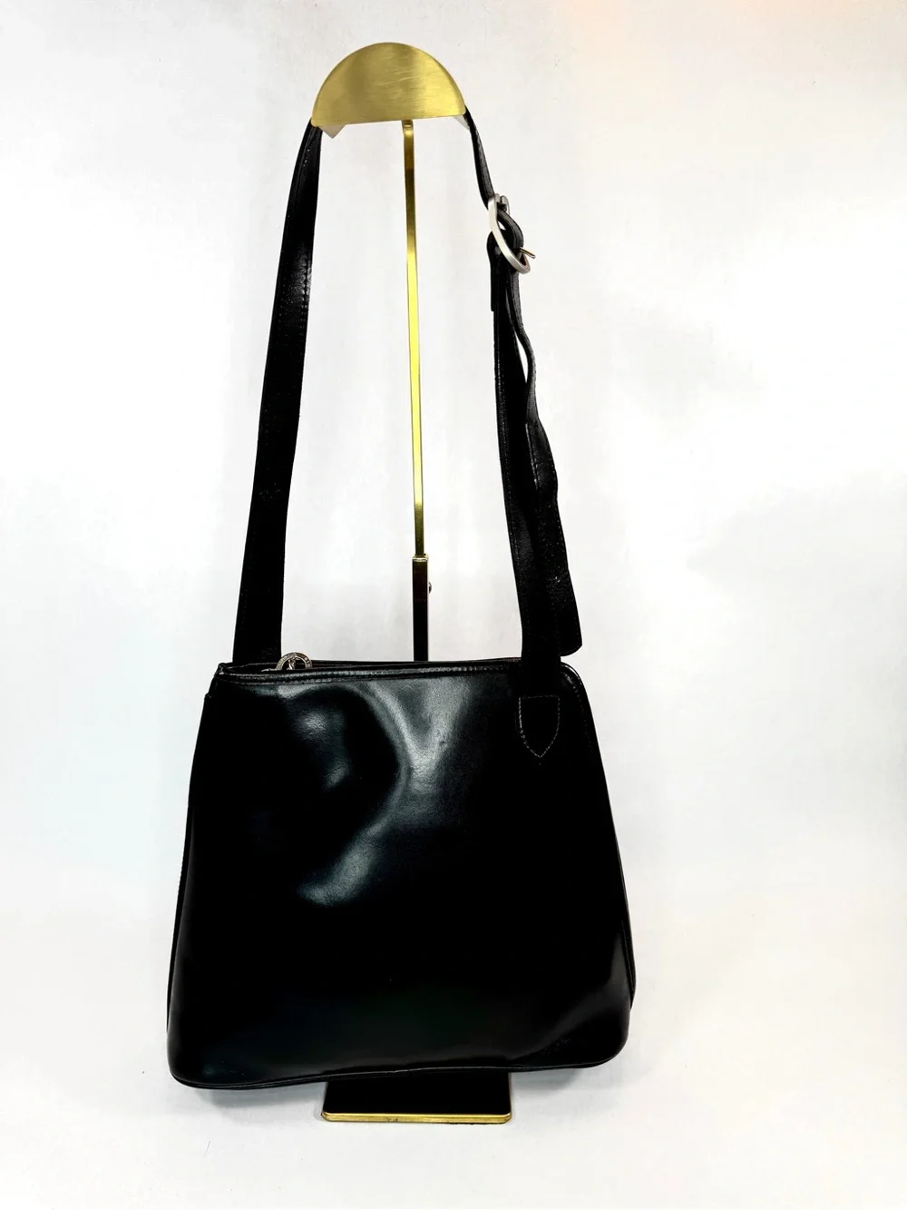 VTG Longchamp Roseau Trapezoid Bucket Shoulder Bag Black Leather France 90s